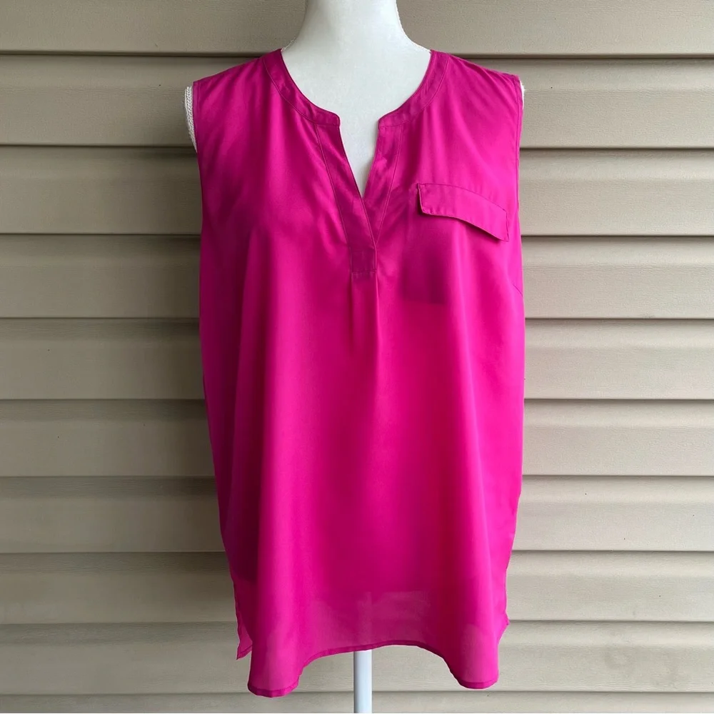•TravelSmith• Raspberry Pink Semi-Sheer Blouse - Size Large - Picture 1 of 8